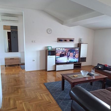 Apartman Zvezdica -Smederevo, Netflix Ngoại thất bức ảnh