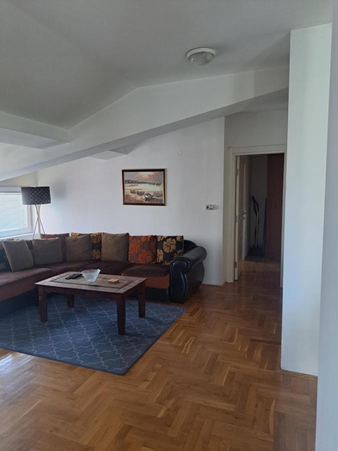 Apartman Zvezdica -Smederevo, Netflix Ngoại thất bức ảnh